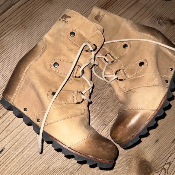 Sorel Shoes - Sorel Women's Brown Lace Up Boots
